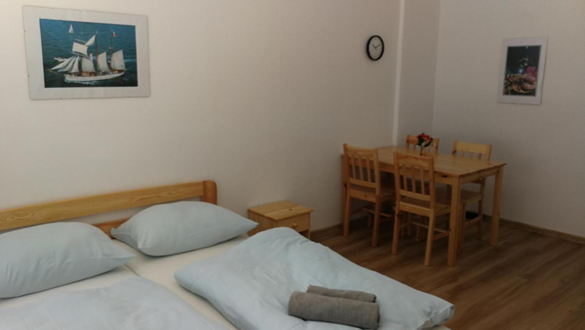 Apartmány Orlík - Loužek Milesov Exteriér fotografie