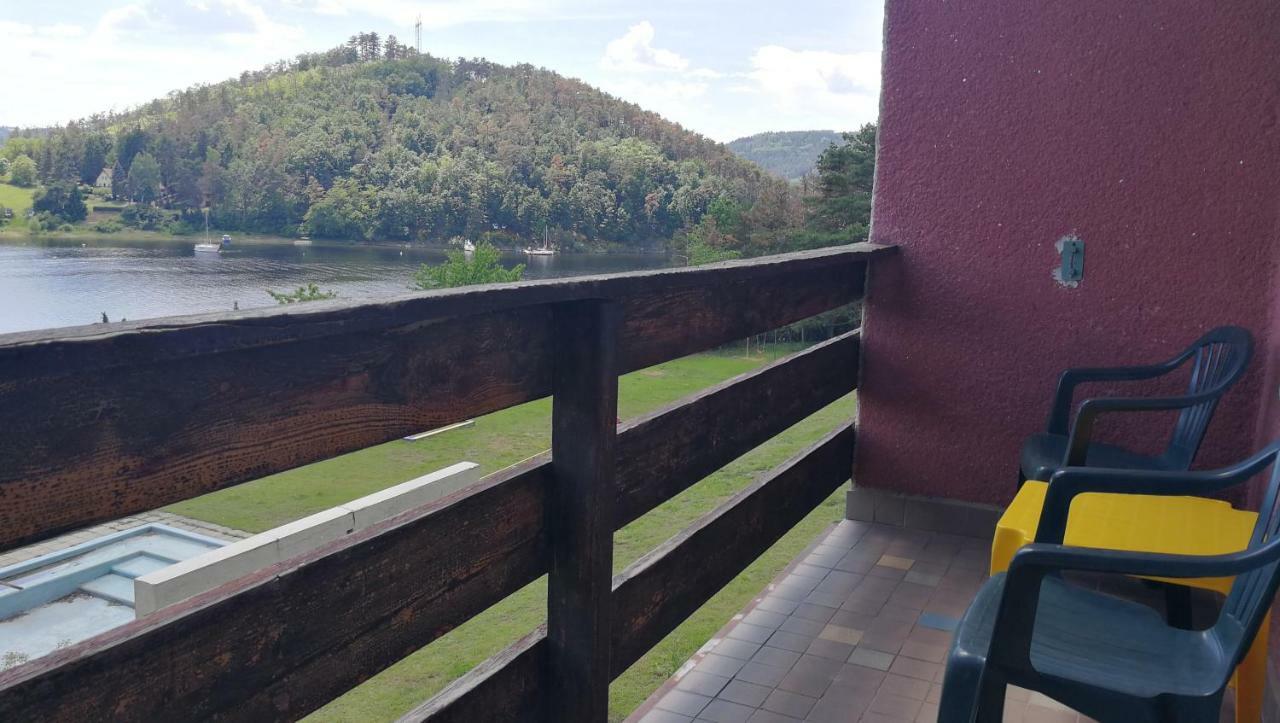 Apartmány Orlík - Loužek Milesov Exteriér fotografie